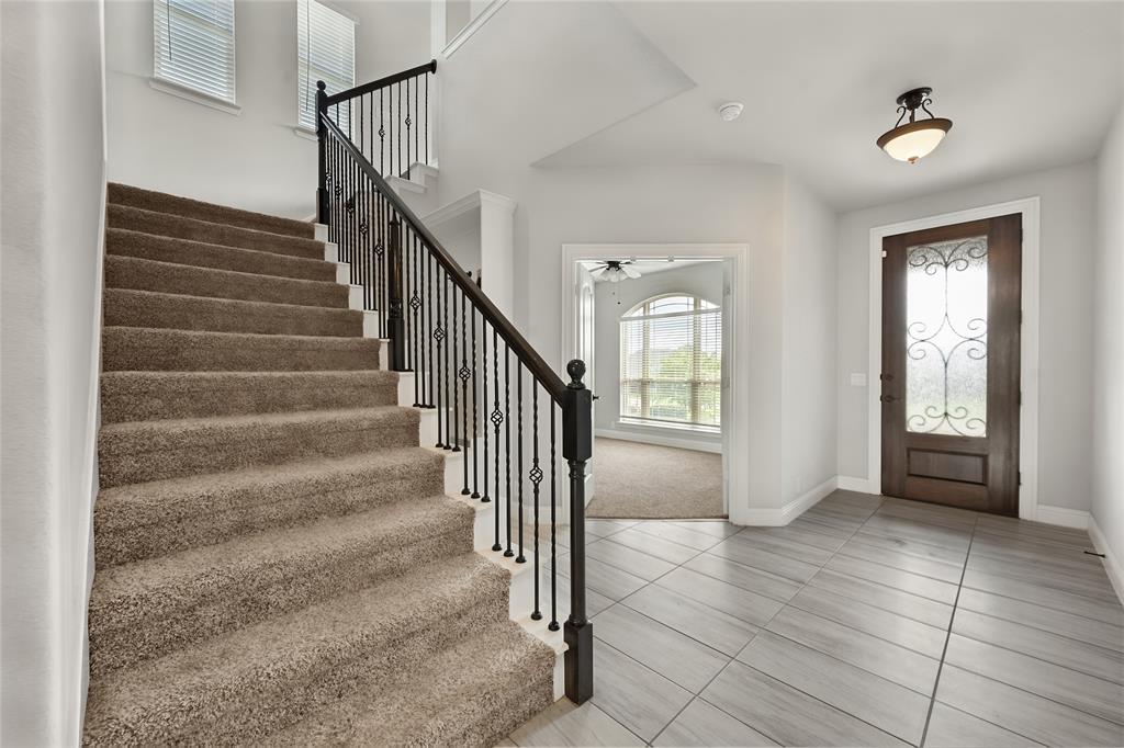 807 Imperial Way, Mansfield, TX 76063