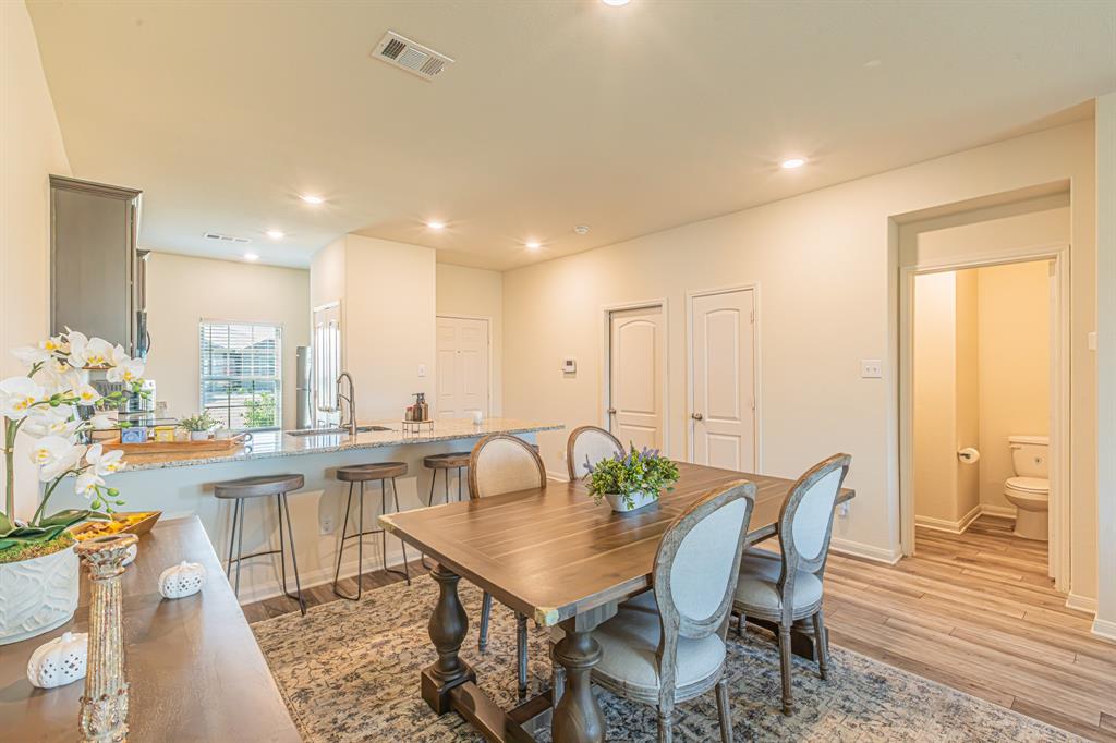 122 Crockett Way, Venus, TX 76084