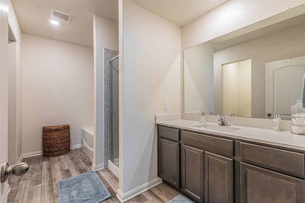 122 Crockett Way, Venus, TX 76084