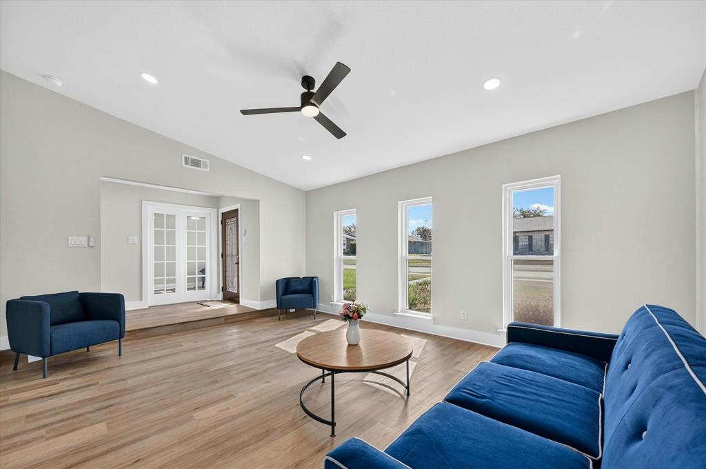 4709 Pemberton Lane, The Colony, TX 75056