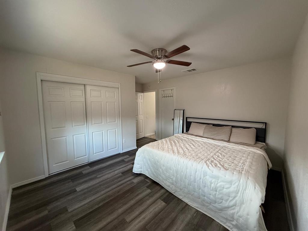 2282 Nantucket Village Circle, Dallas, TX 75227