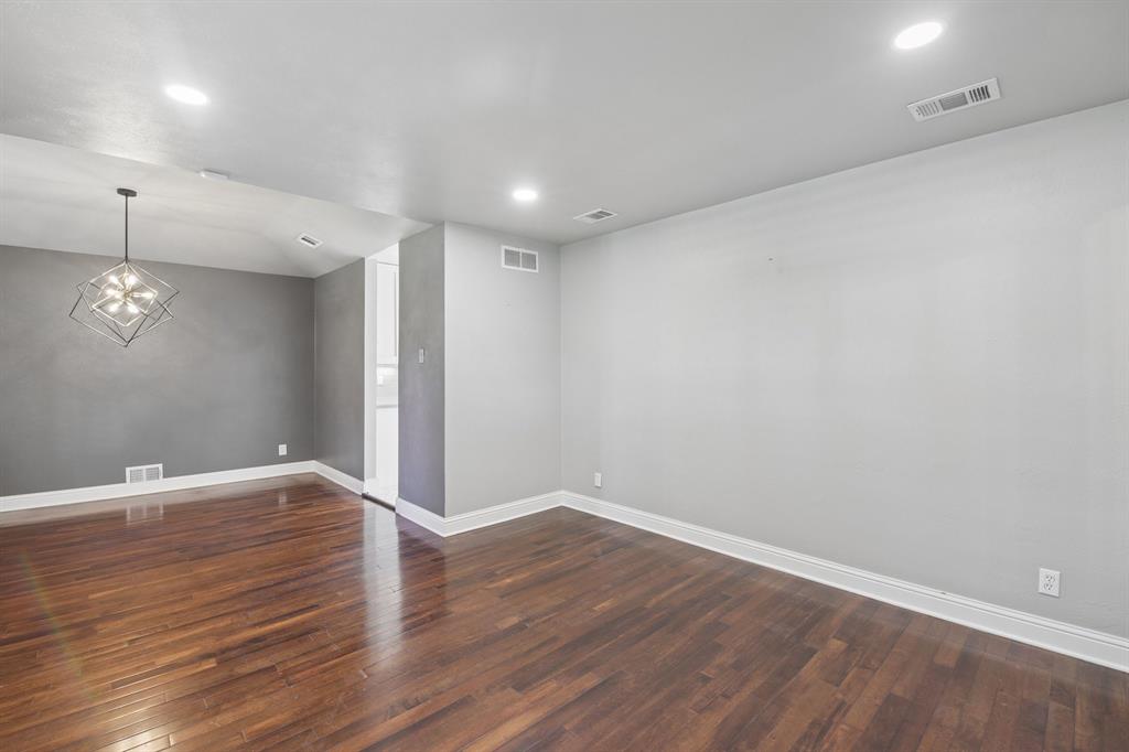 Formal living/dining
