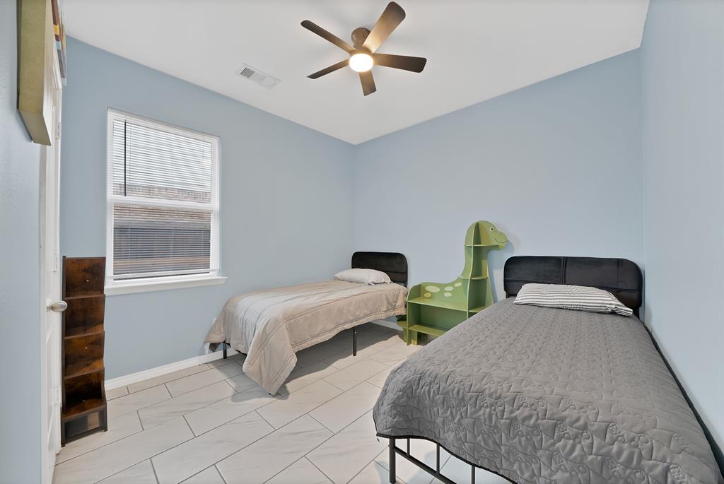 6148 Chalk Hollow Drive, Fort Worth, TX 76179