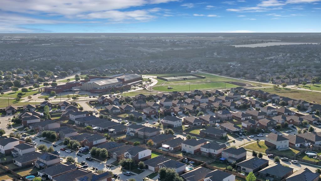 6148 Chalk Hollow Drive, Fort Worth, TX 76179