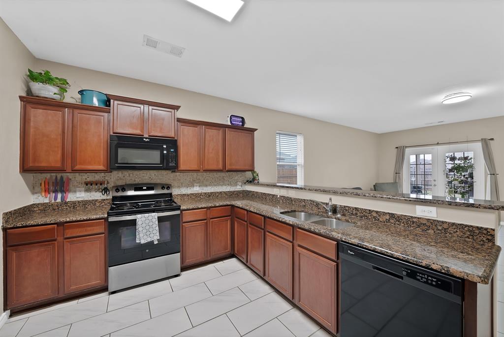 6148 Chalk Hollow Drive, Fort Worth, TX 76179