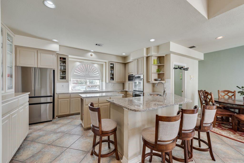 719 Alendale Drive, Coppell, TX 75019