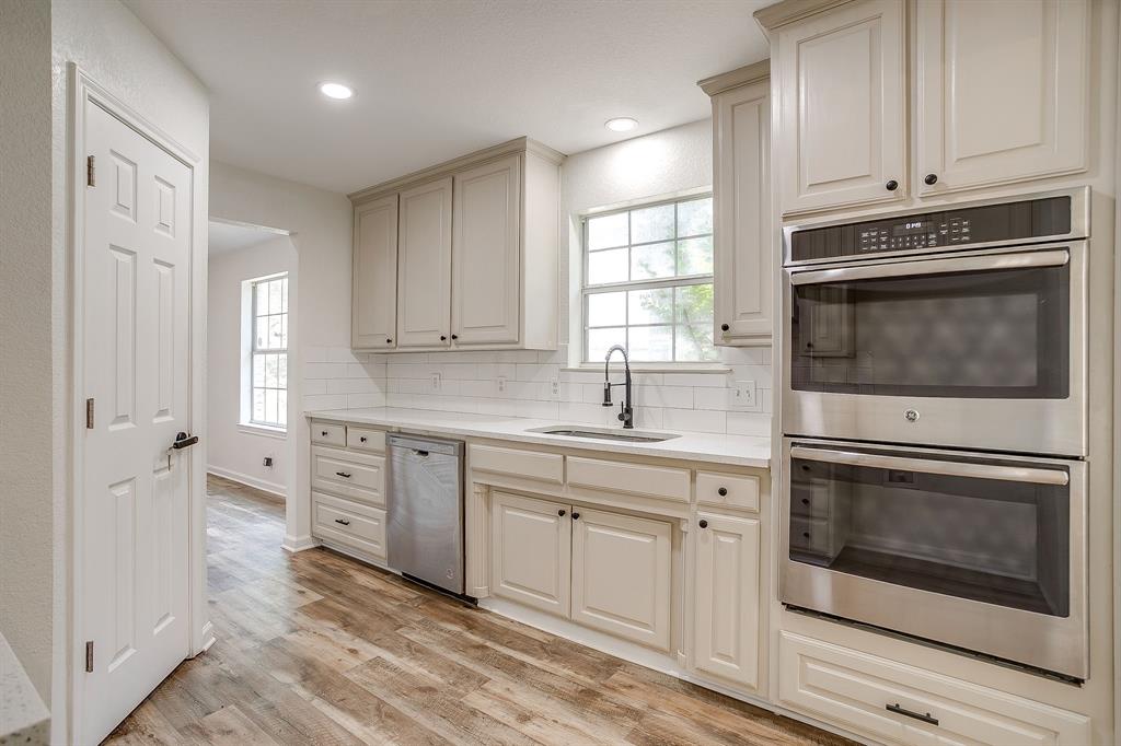 120 Hillside Court, Aledo, TX 76008