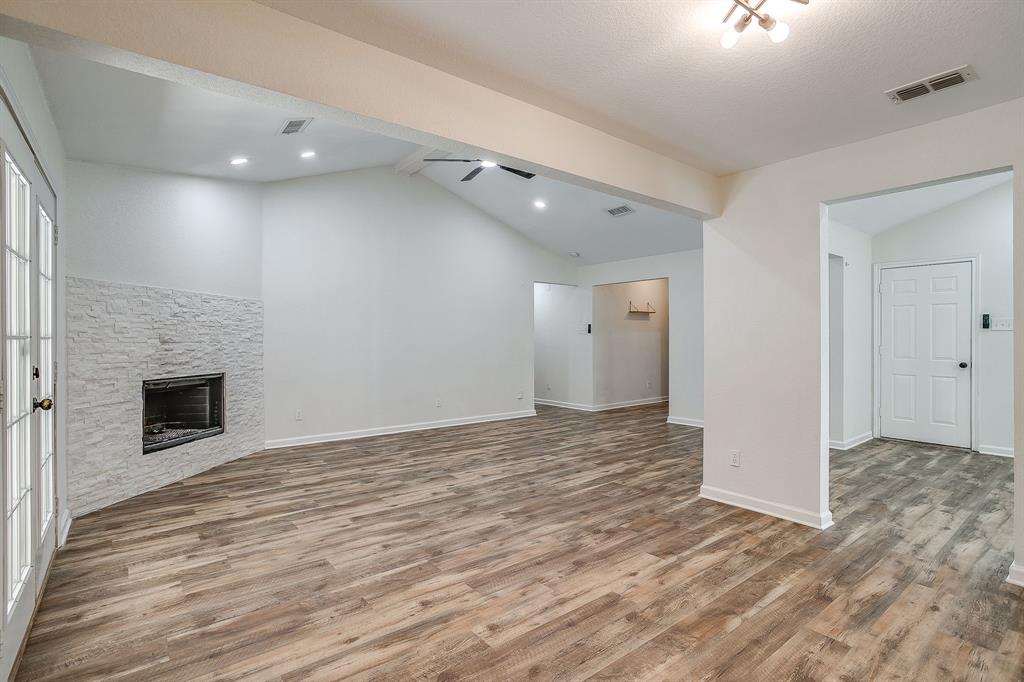 120 Hillside Court, Aledo, TX 76008