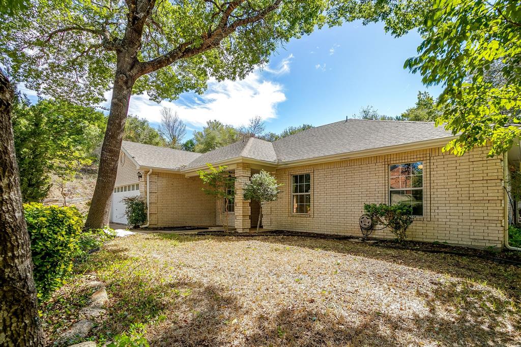 120 Hillside Court, Aledo, TX 76008