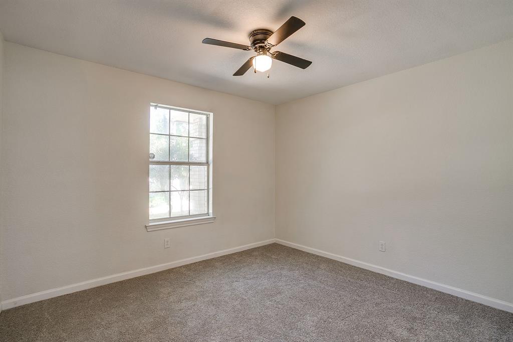120 Hillside Court, Aledo, TX 76008