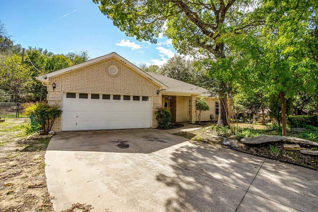 120 Hillside Court, Aledo, TX 76008