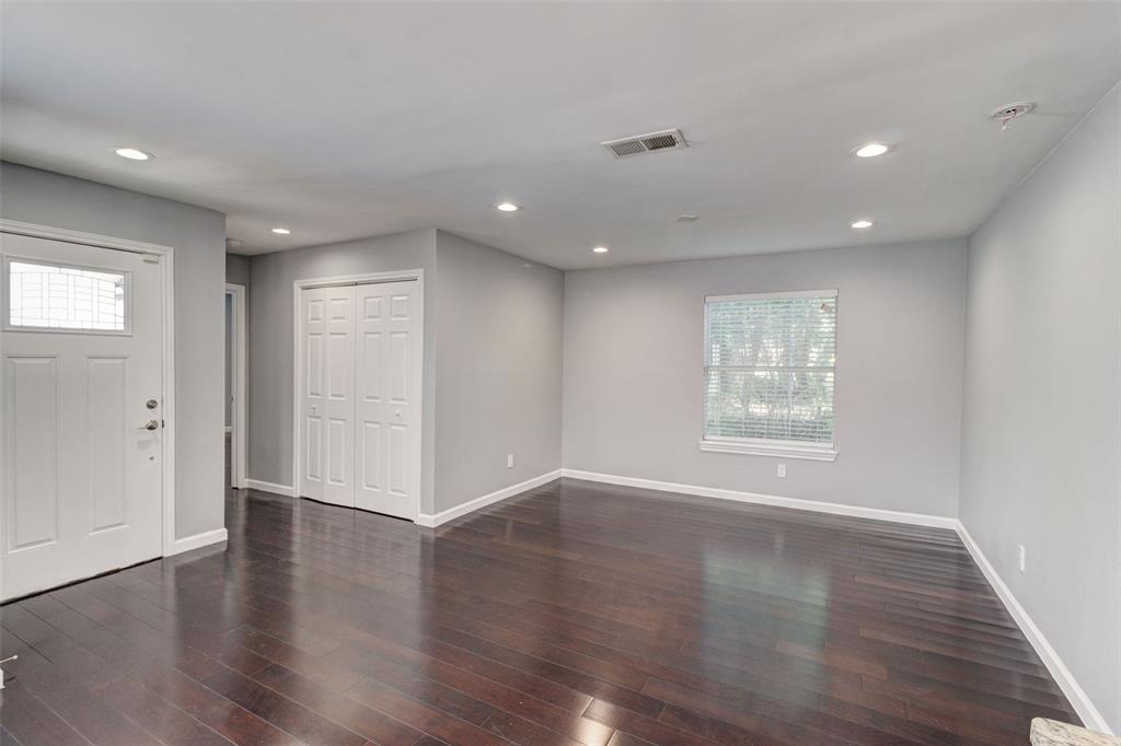 2327 Arroyo Avenue, Dallas, TX 75219