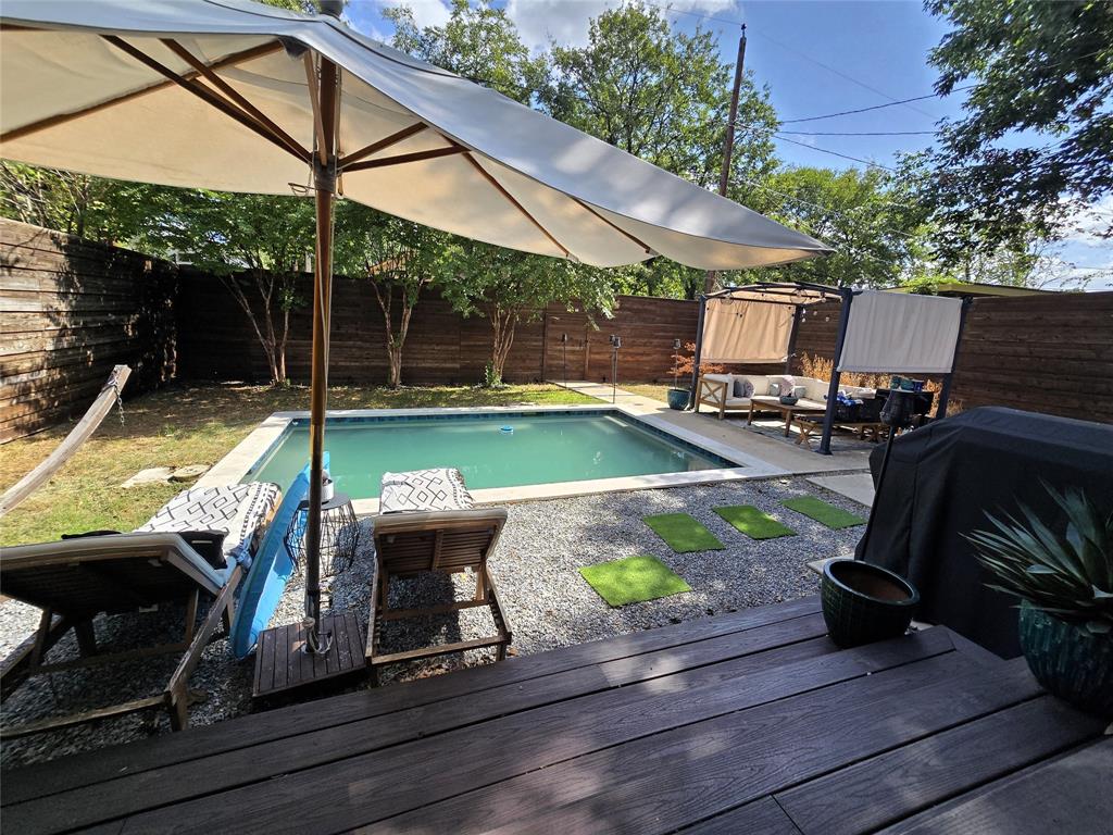 618 N Clinton Avenue, Dallas, TX 75208