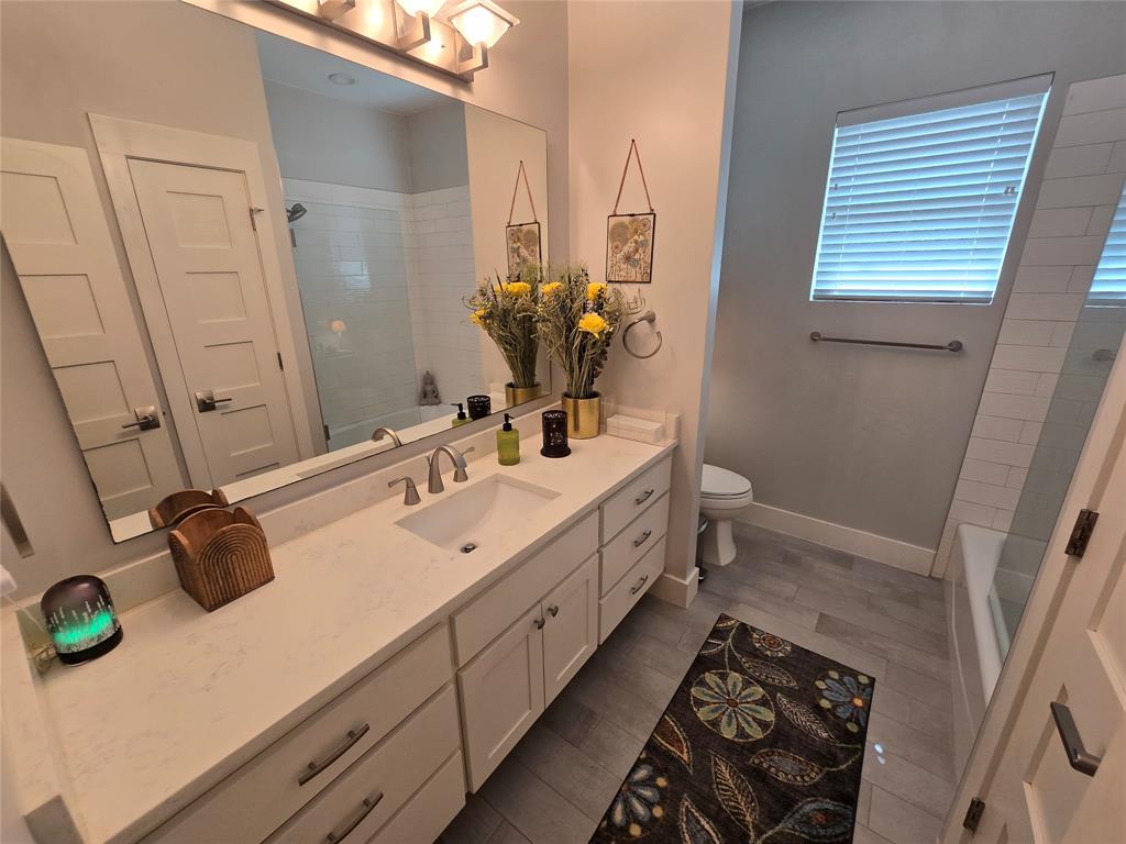 618 N Clinton Avenue, Dallas, TX 75208