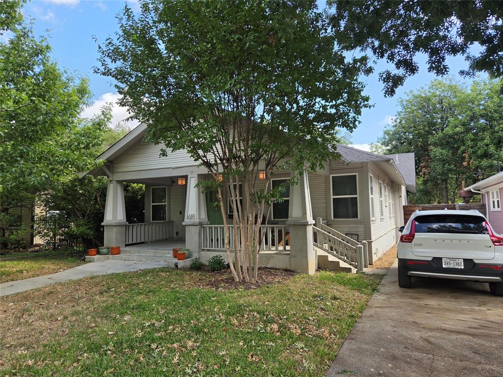 618 N Clinton Avenue, Dallas, TX 75208
