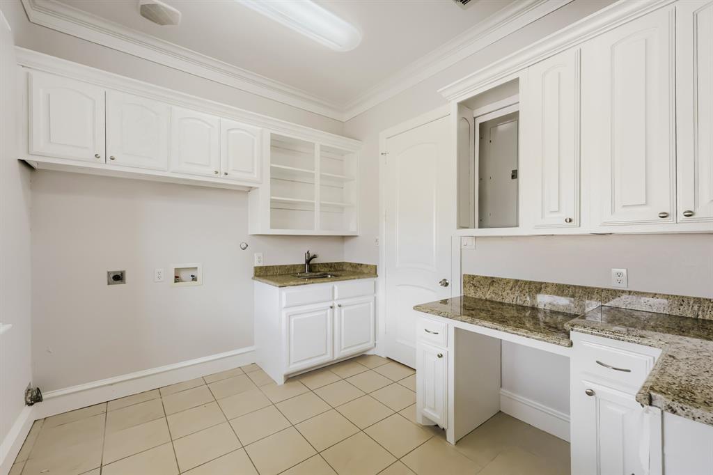 2242 Mountain Lakes Drive, Cedar Hill, TX 75104