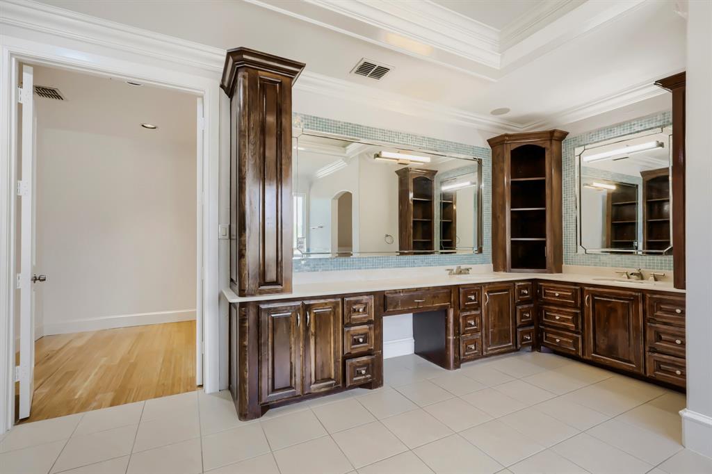 2242 Mountain Lakes Drive, Cedar Hill, TX 75104