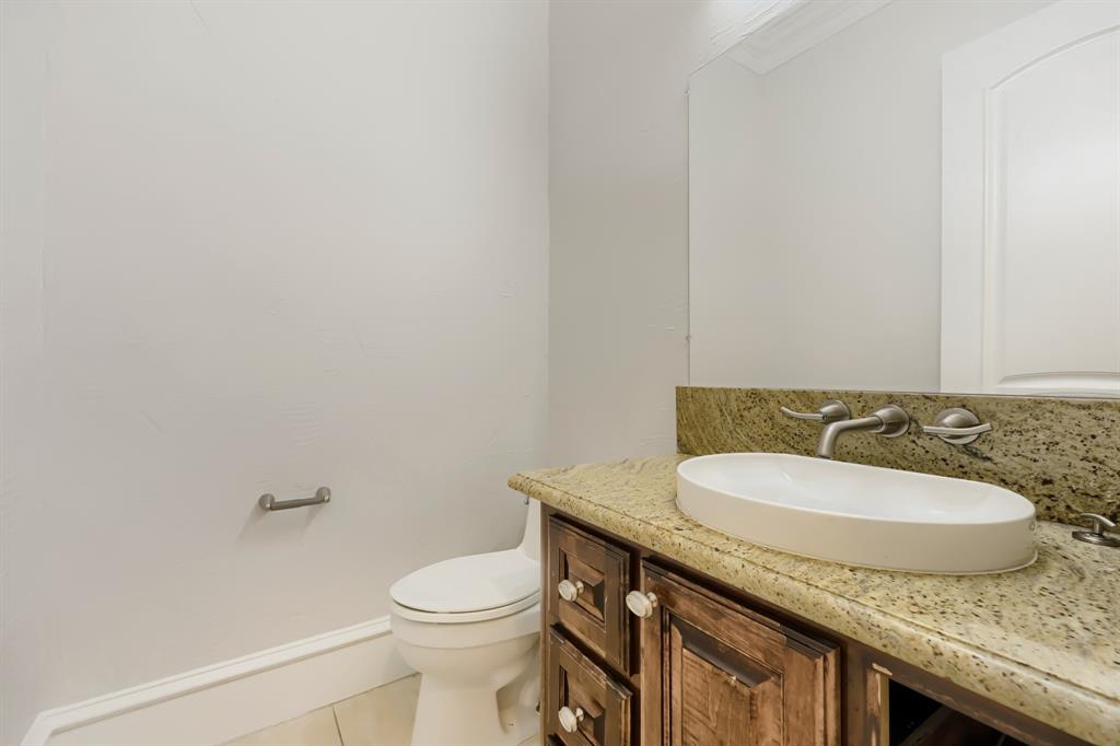 2242 Mountain Lakes Drive, Cedar Hill, TX 75104