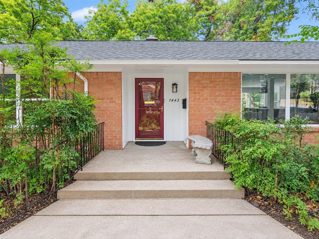 7443 Daingerfield Drive, Dallas, TX 75227 7443 Daingerfield Drive, Dallas, TX 75227
