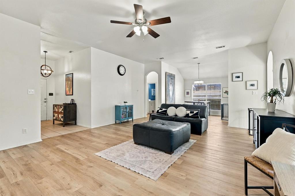 3906 Canton Court, Denton, TX 76208