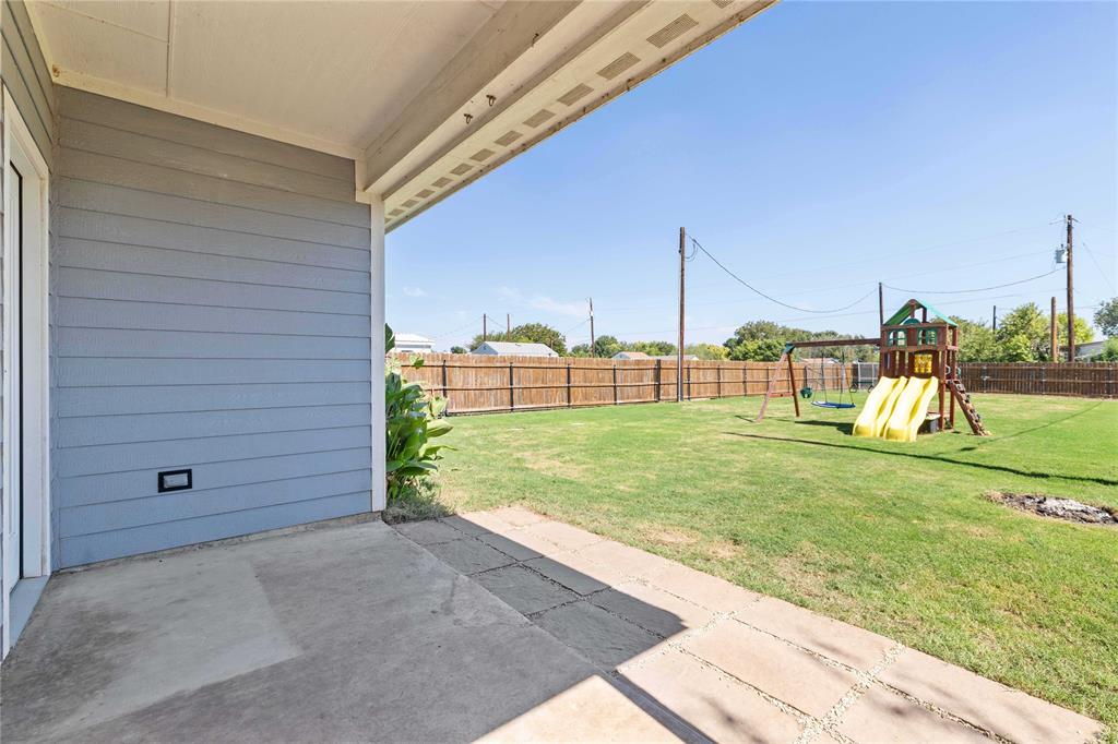 5407 Arrowhead Drive, Granbury, TX 76048