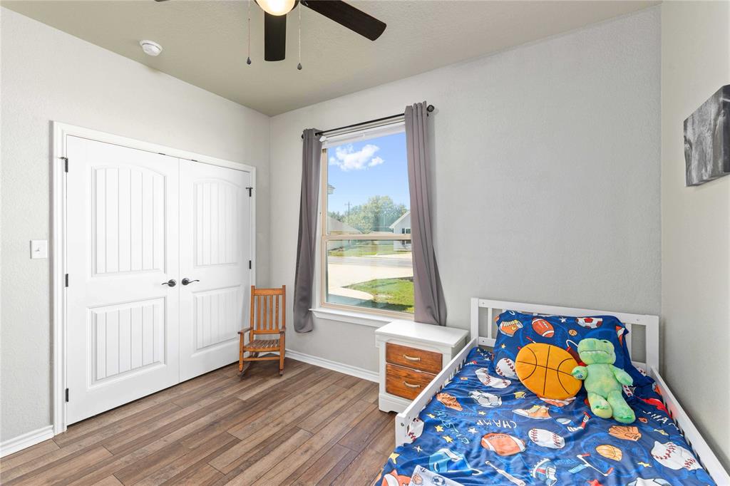 5407 Arrowhead Drive, Granbury, TX 76048