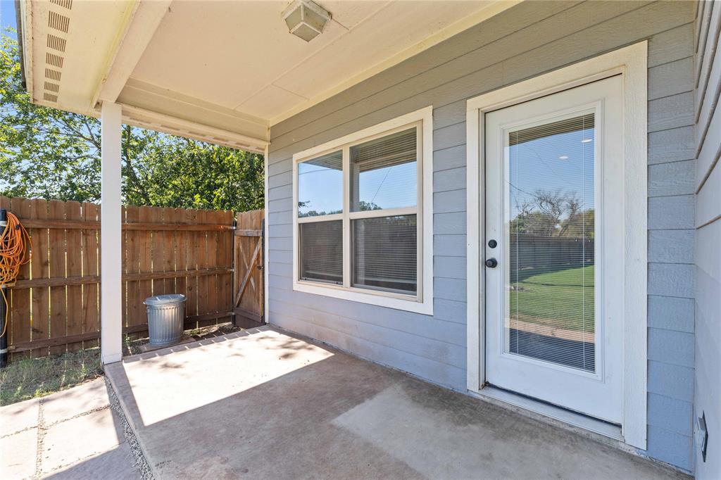 5407 Arrowhead Drive, Granbury, TX 76048