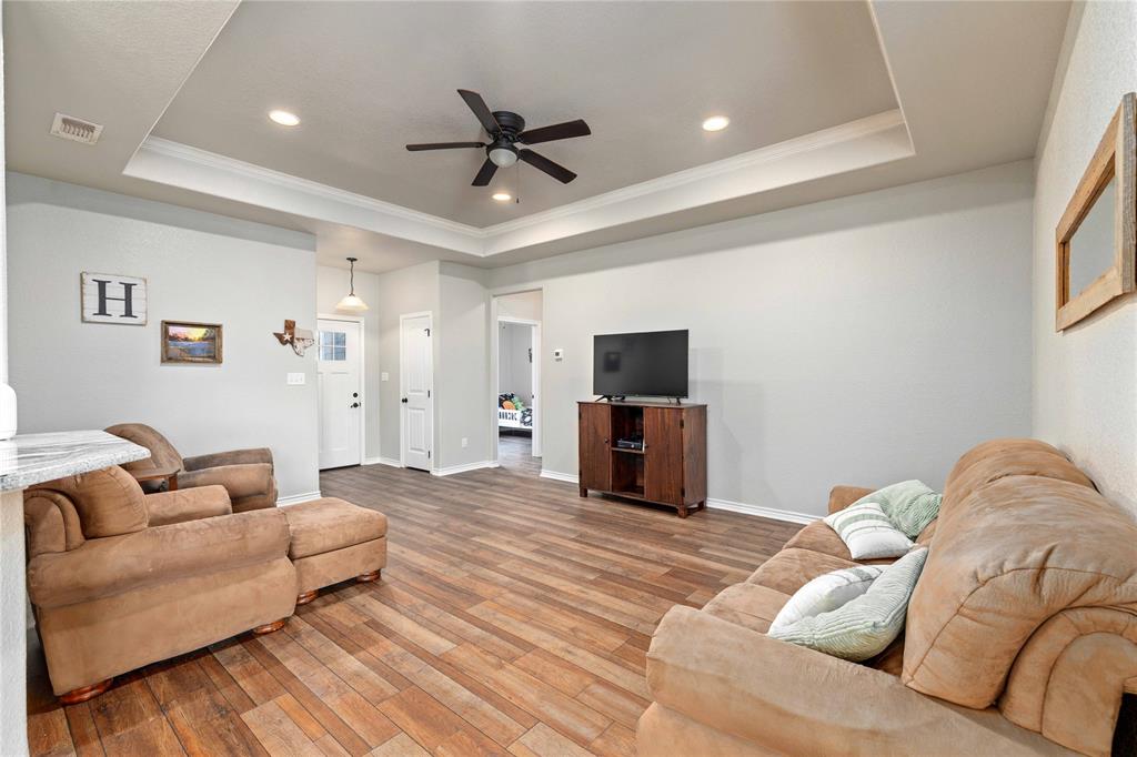 5407 Arrowhead Drive, Granbury, TX 76048