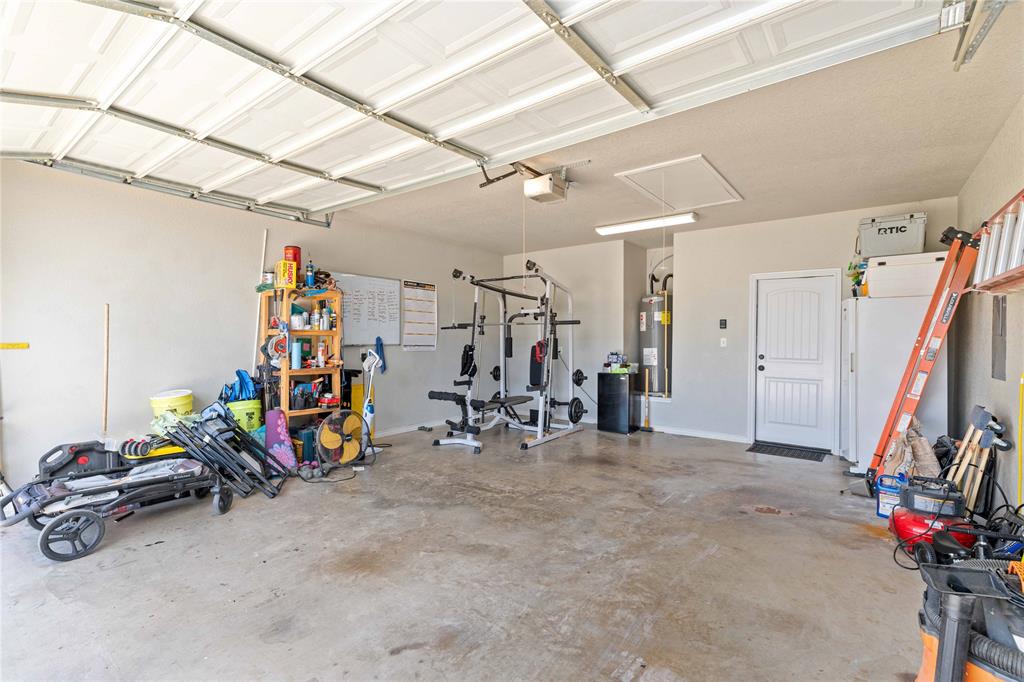 5407 Arrowhead Drive, Granbury, TX 76048