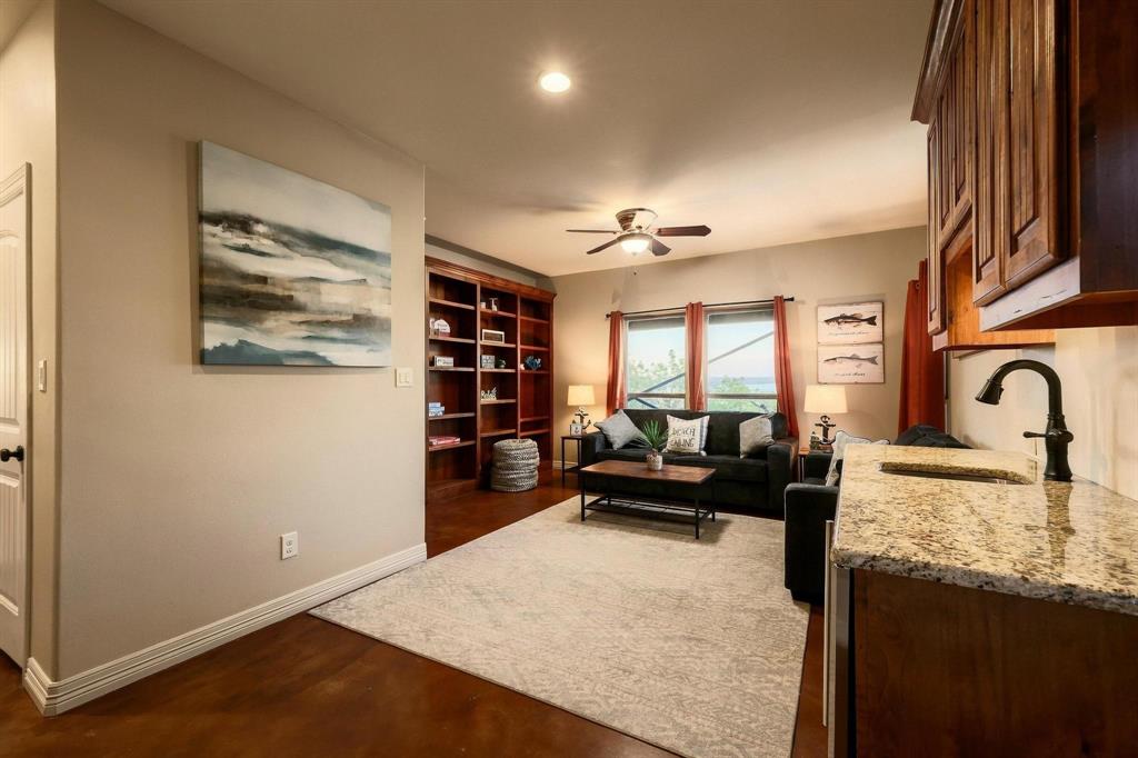 124 Eagleview Circle, Pottsboro, TX 75076