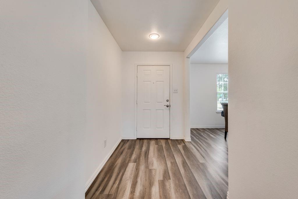6916 Derbyshire Drive, Fort Worth, TX 76137
