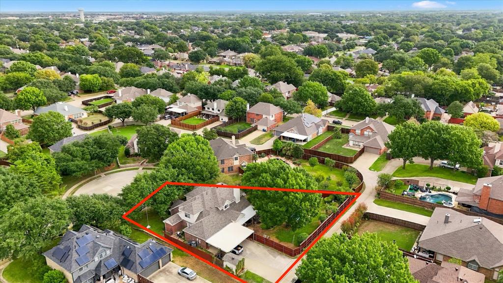 Boundary lines are approximate. Buyer and buyers agent to verify.