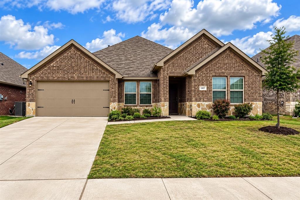 147 Mapleoak Drive, Caddo Mills, TX 75135