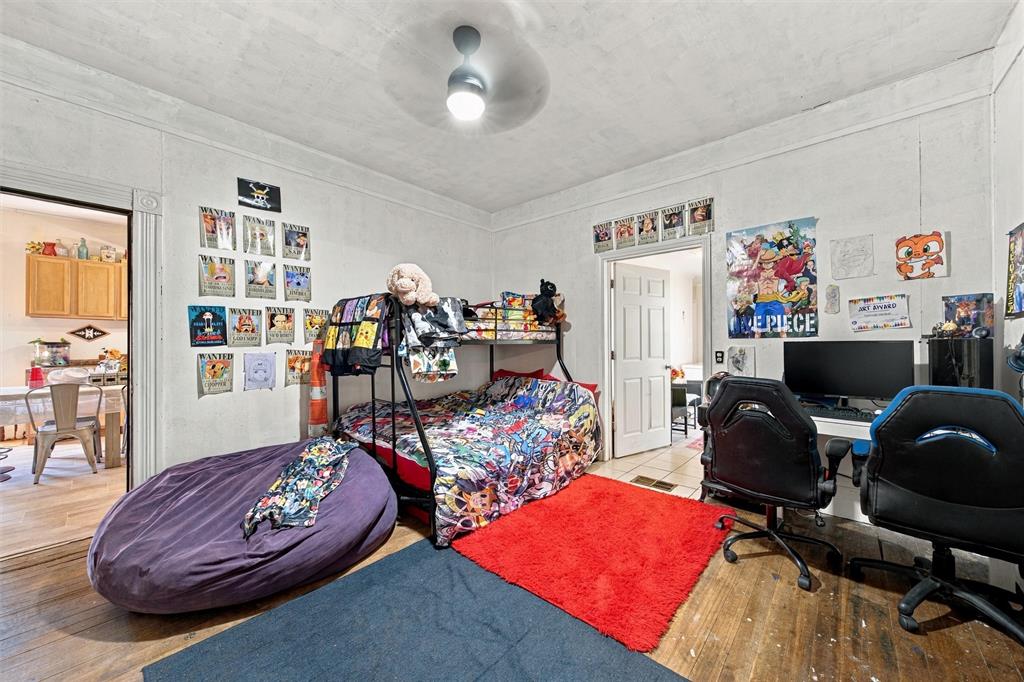 2183 Greig Drive, Robinson, TX 76706