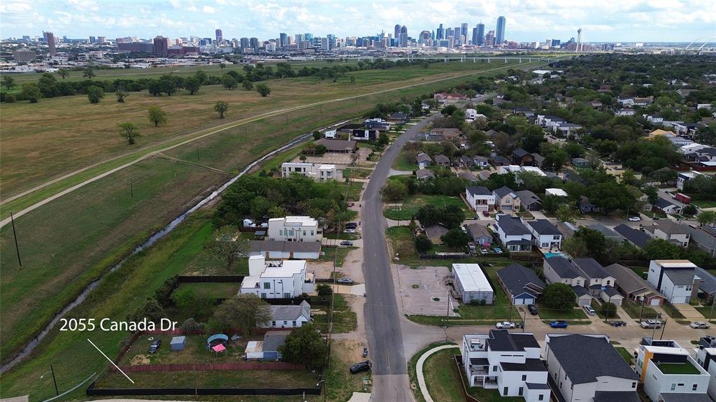 2055 Canada Drive, Dallas, TX 75212