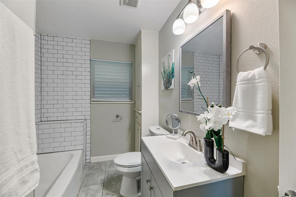 Hall Bathroom