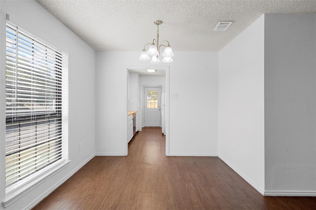 300 Mill Creek Circle, Waco, TX 76712