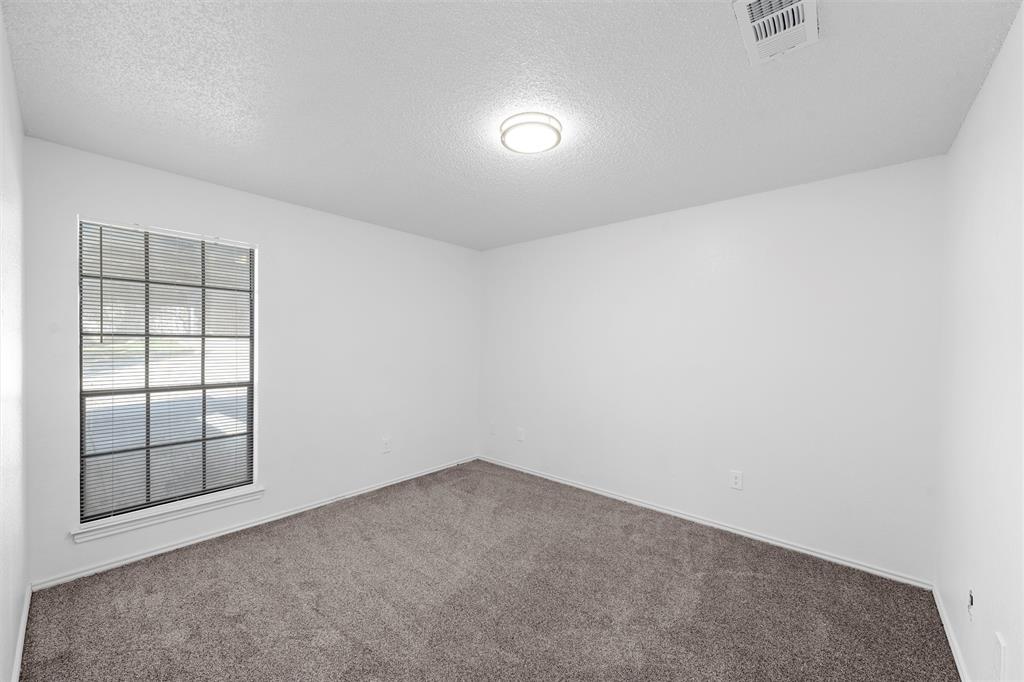 300 Mill Creek Circle, Waco, TX 76712