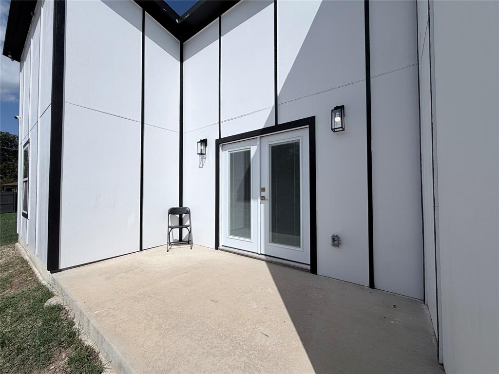 3301 Garden Lane, Dallas, TX 75215