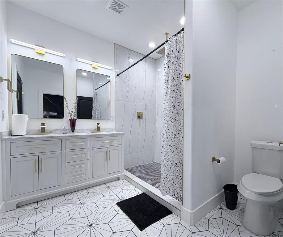 3301 Garden Lane, Dallas, TX 75215