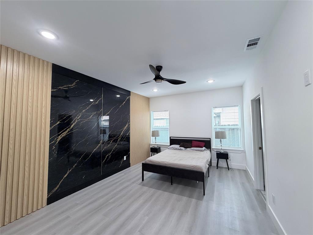 3301 Garden Lane, Dallas, TX 75215