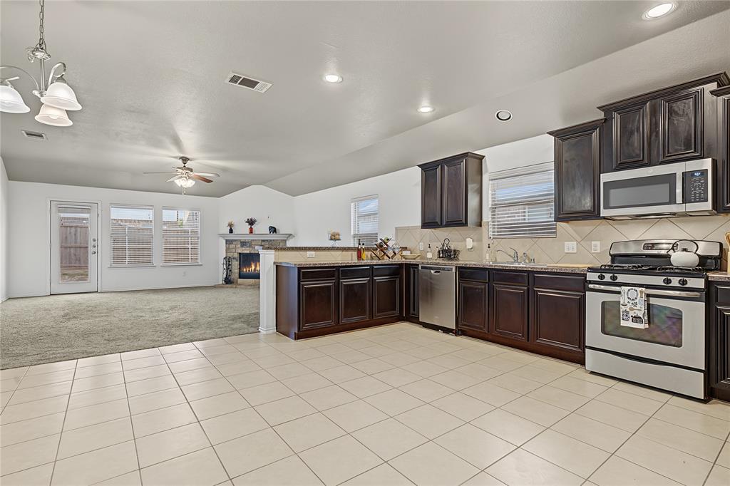 9704 Mulligan Drive, McKinney, TX 75072 9704 Mulligan Drive, McKinney, TX 75072