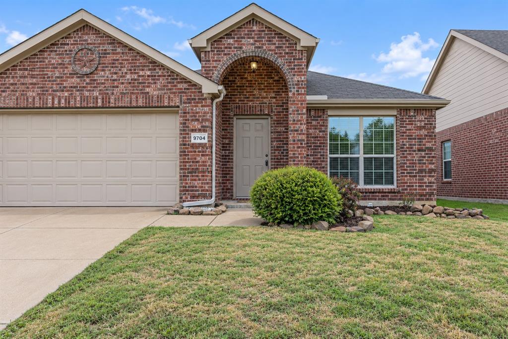 9704 Mulligan Drive, McKinney, TX 75072