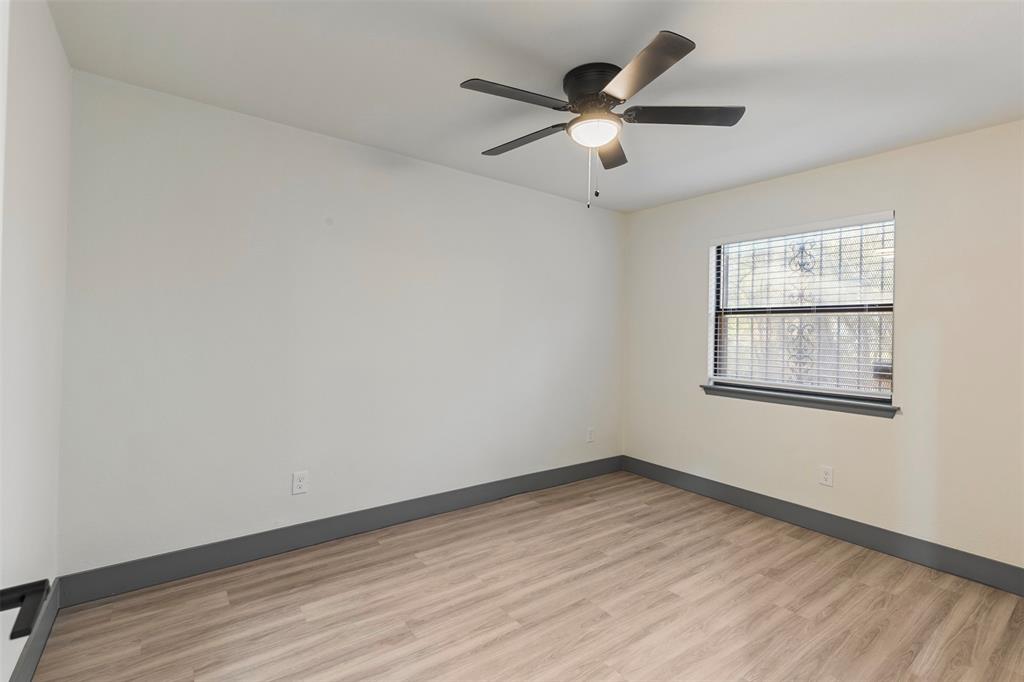 1615 Presidio Avenue, Dallas, TX 75216