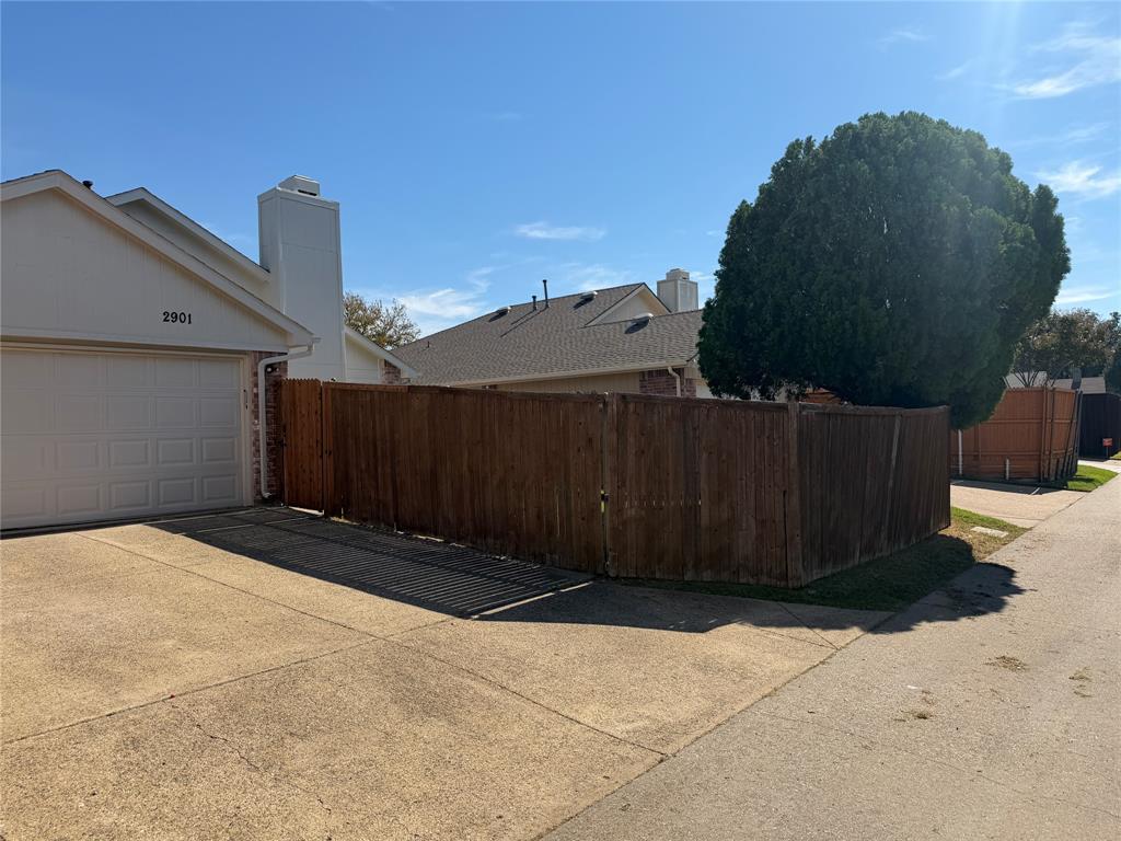 2901 Caladium Court, Garland, TX 75040