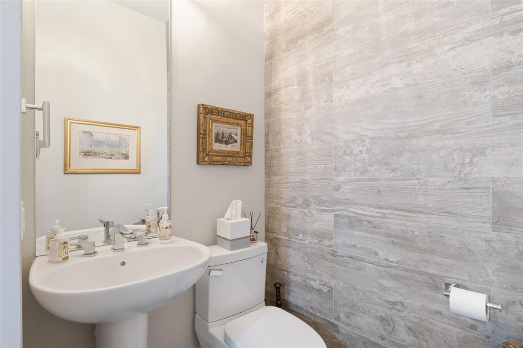 Powder bath