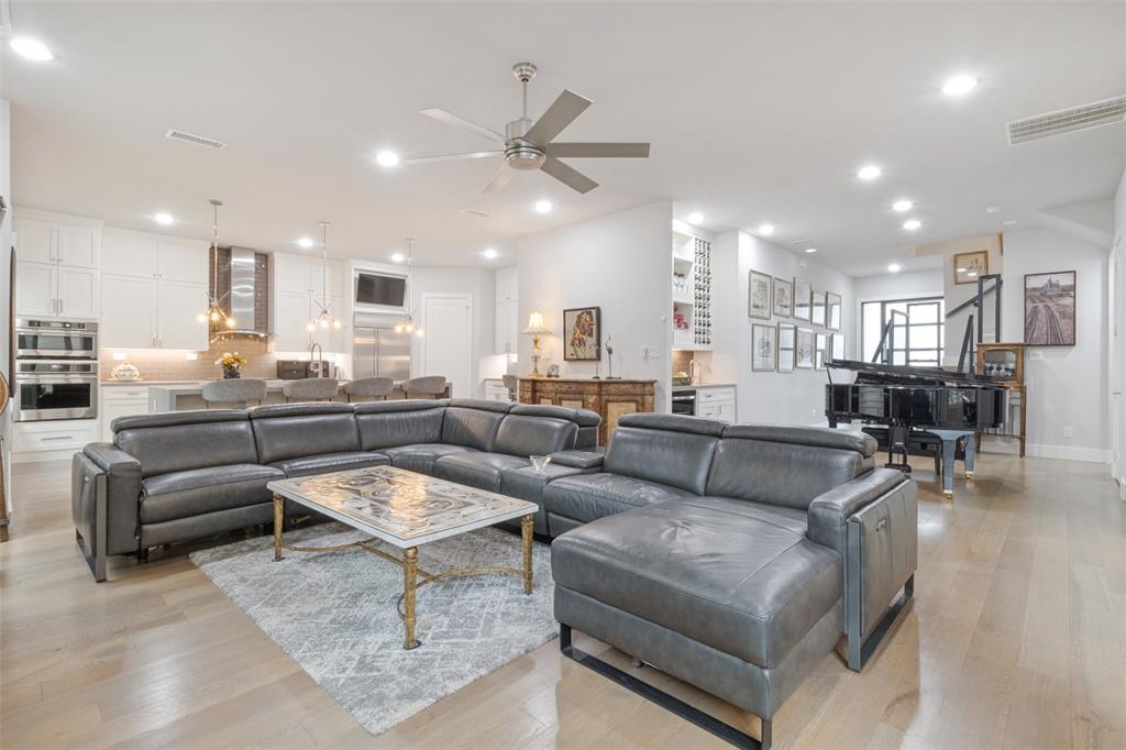 7265 Inwood Road, Dallas, TX 75209