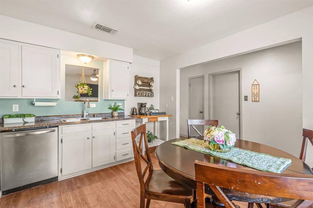 102 Allen Drive, Sanger, TX 76266