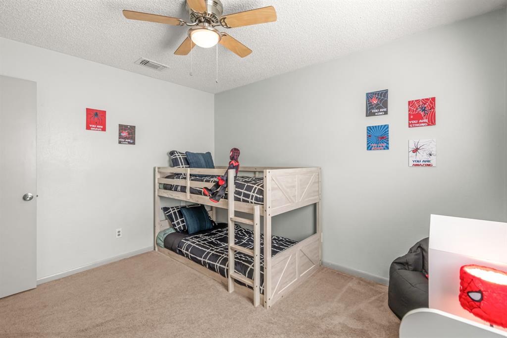 102 Allen Drive, Sanger, TX 76266