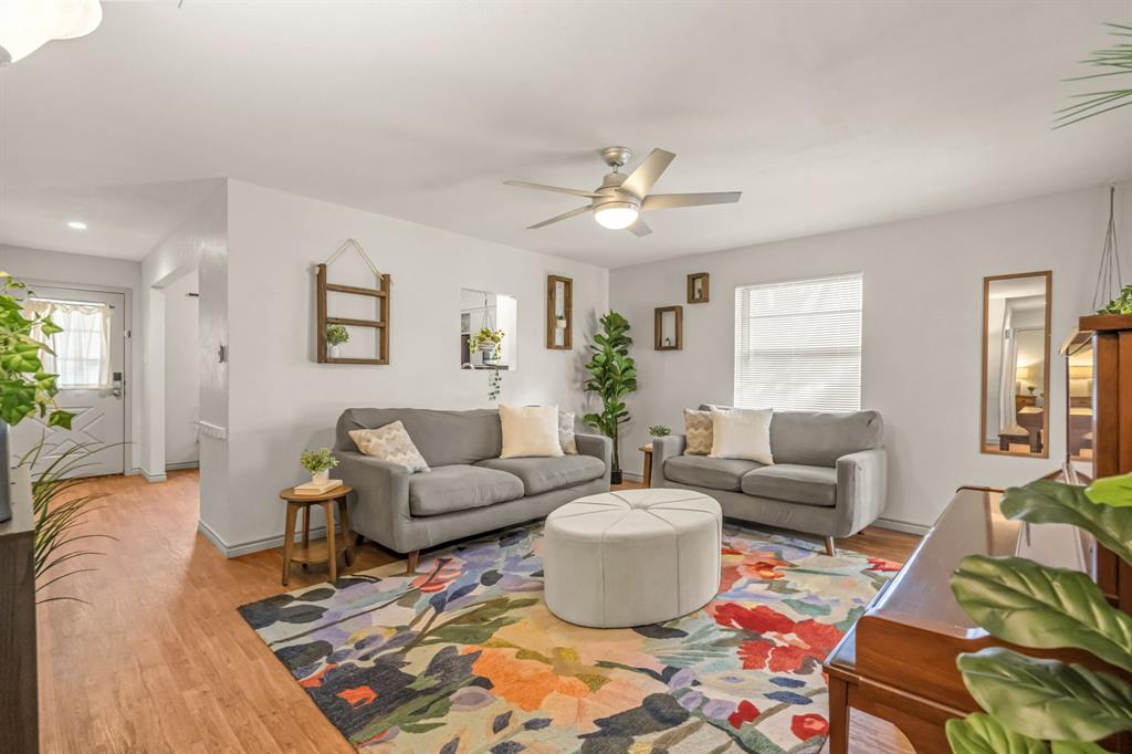 102 Allen Drive, Sanger, TX 76266